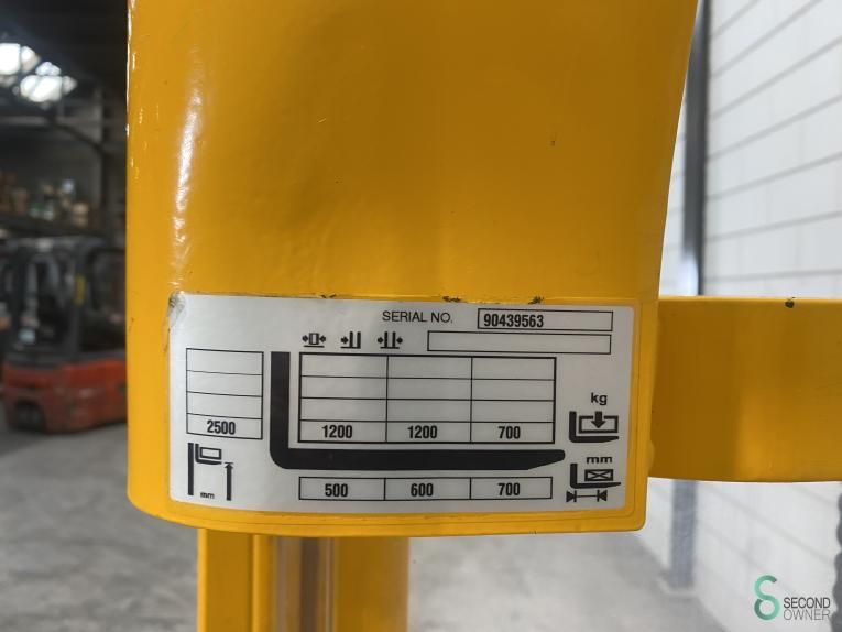 Stackers Electric Jungheinrich EJC 112 2013