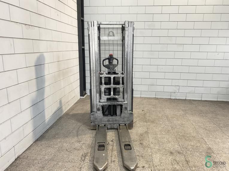 Stackers Electric Still EXV14 2019