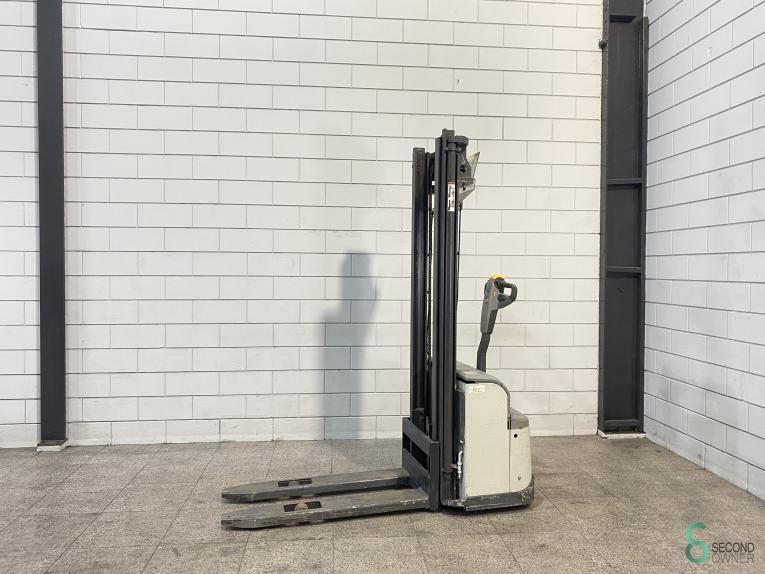 Stackers Electric Atlet PS125TV359 2012