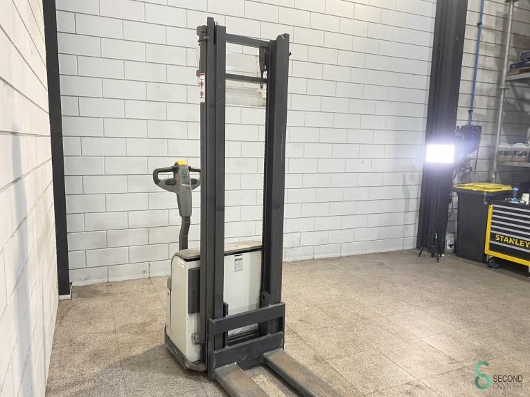 Stackers Electric Atlet PS125TV359 2012