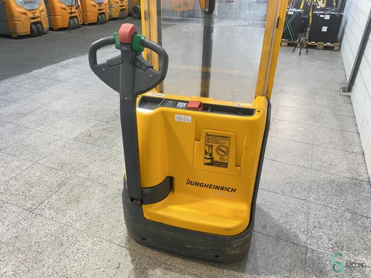 Stackers Electric Jungheinrich EJC 112 2014