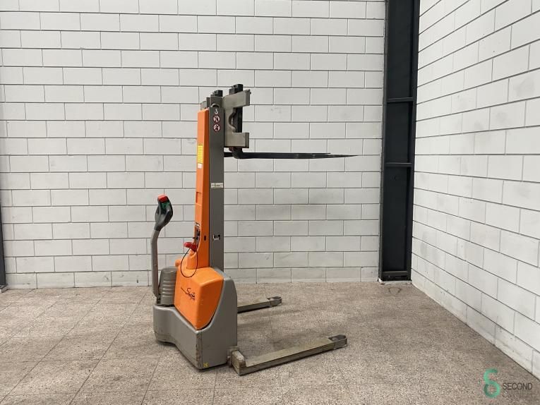 Stapler Elektrisch Jungheinrich EBC 10G-117-156E 2000