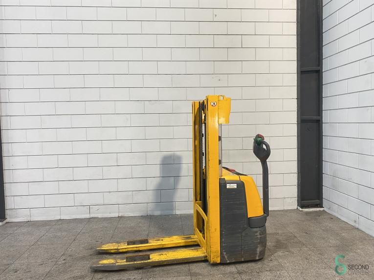 Stackers Electric Jungheinrich EJC 112 2013