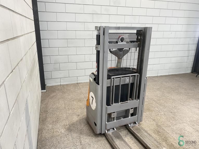 Stackers Electric Still EXV10 2019