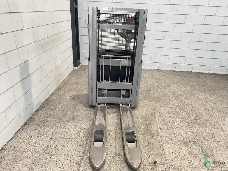 Stackers Electric Still EXV10 2019