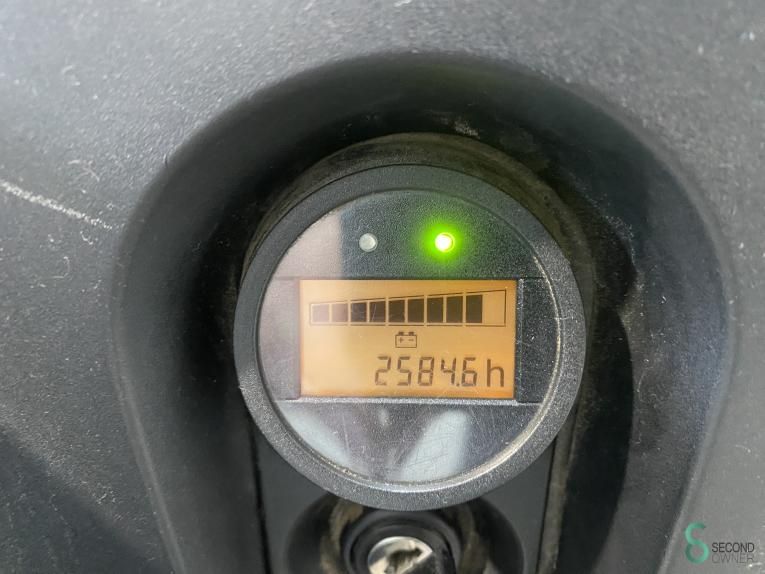 Stackers Electric Still EXV10 2019