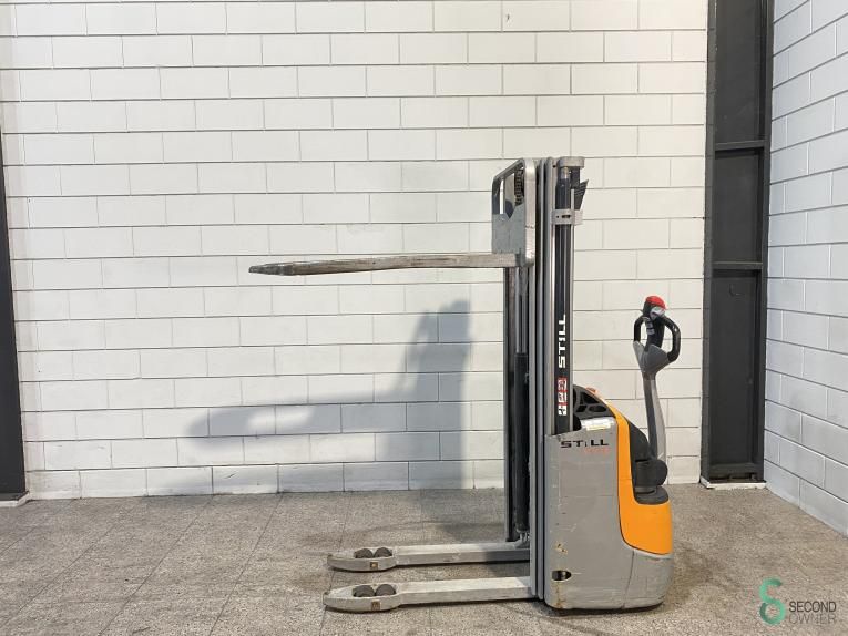 Stapelaars Elektrisch Still EXV12 2021