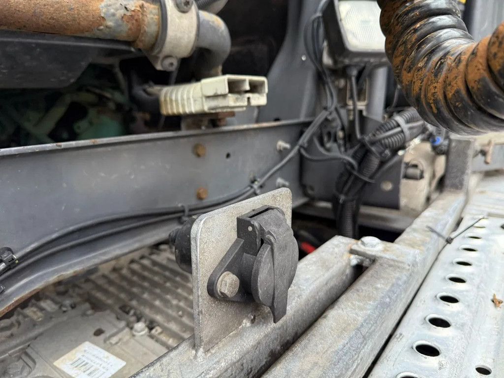 Volvo FH 460 6X2 Globetrotter PTO Hydraulic NL Truck 738.390KM