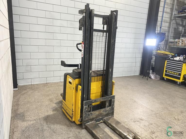 Stackers Electric Komatsu MWS14F 2008