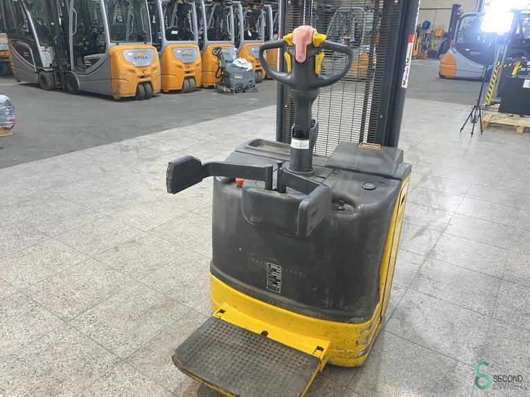 Stackers Electric Komatsu MWS14F 2008