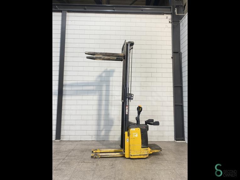 Stackers Electric Komatsu MWS14F 2008