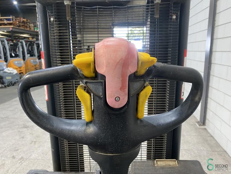 Stackers Electric Komatsu MWS14F 2008