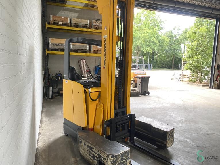 Schubmaststapler Elektrisch Jungheinrich ETV Q25 2000