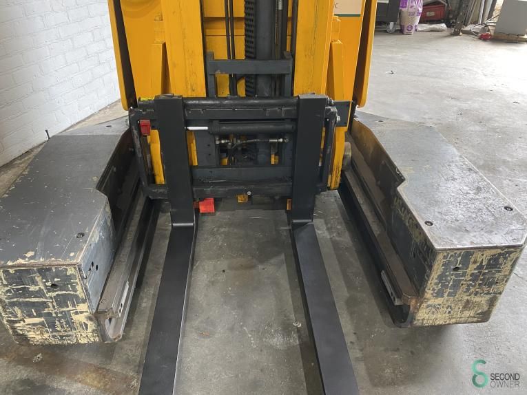 Schubmaststapler Elektrisch Jungheinrich ETV Q25 2000