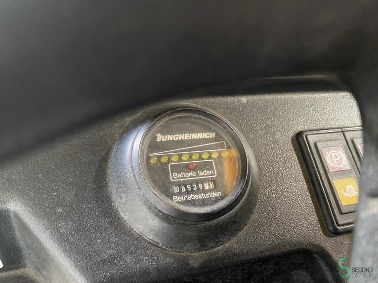 Schubmaststapler Elektrisch Jungheinrich ETV Q25 2000