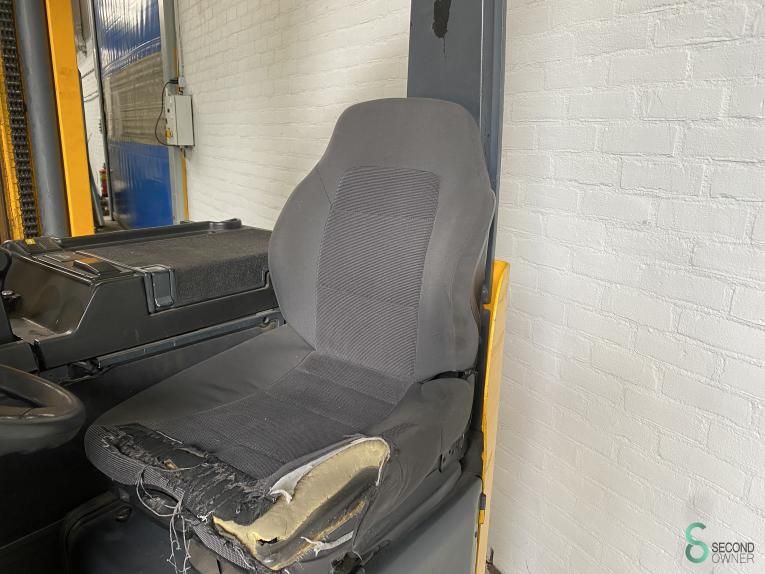 Schubmaststapler Elektrisch Jungheinrich ETV Q25 2000