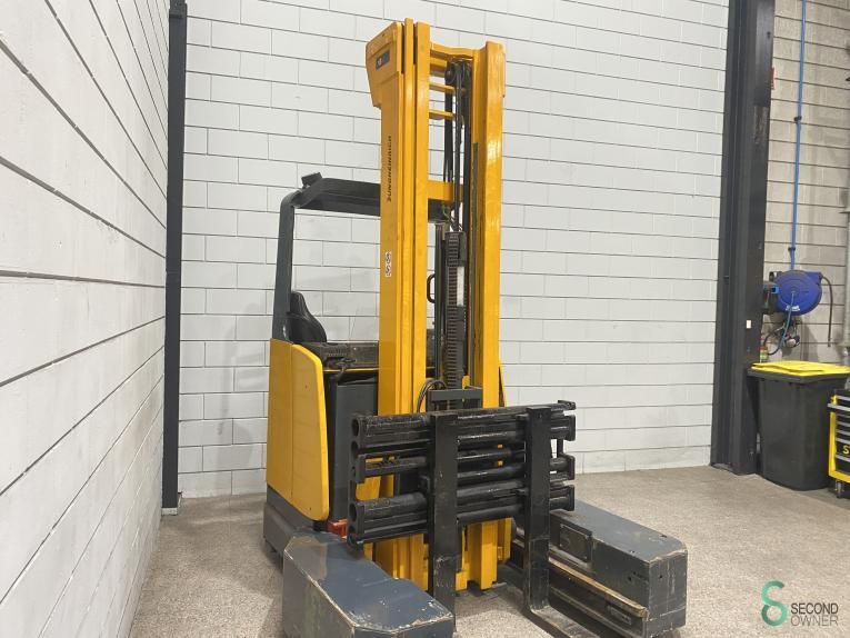 Reachtrucks Electric Jungheinrich ETV Q25 2001