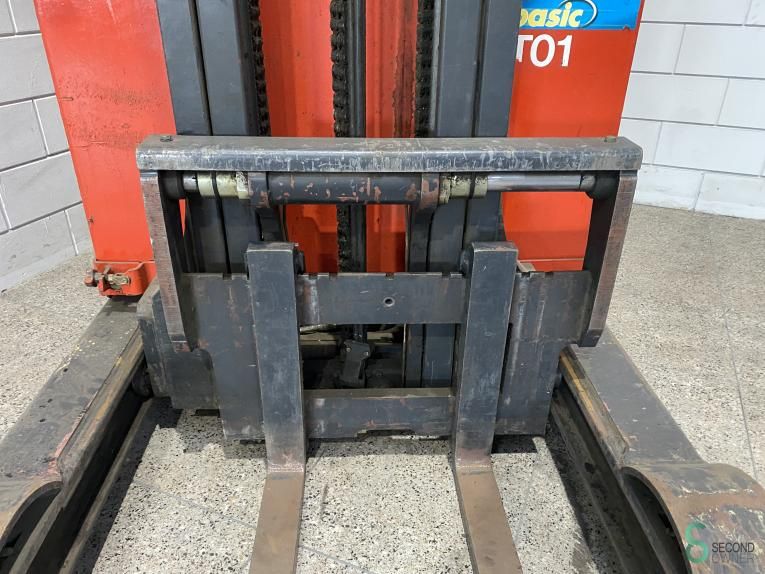 Schubmaststapler Elektrisch Linde R16 2004