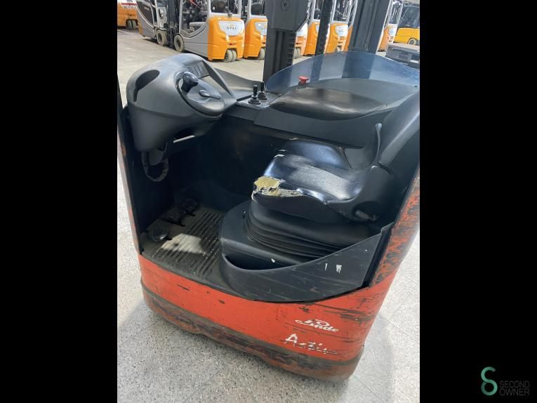 Schubmaststapler Elektrisch Linde R16 2004