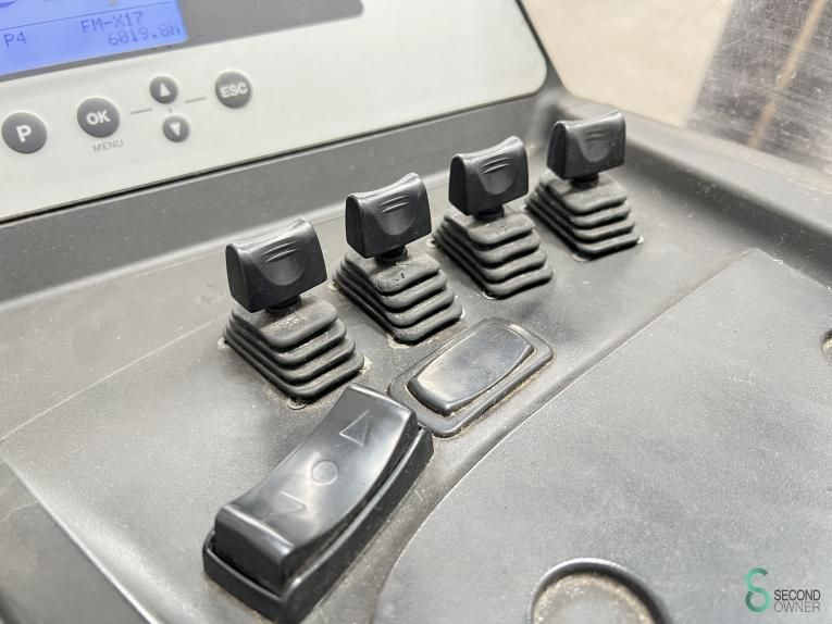 Schubmaststapler Elektrisch Still FM-X17 2010