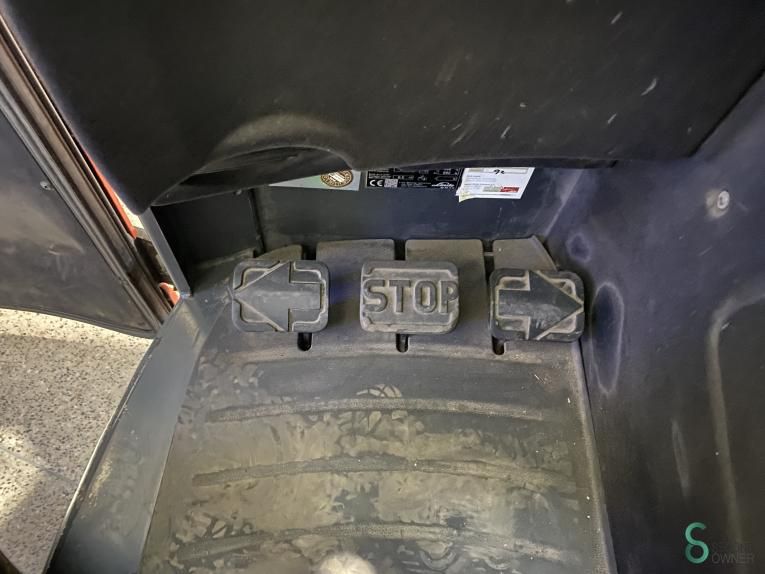 Reachtrucks Electric Linde R16 2015