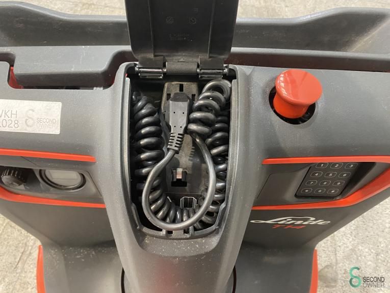 Pallet trucks Electric Linde T14 2023