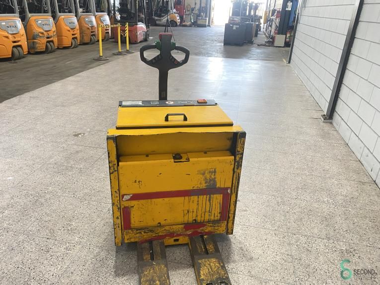 Pallet trucks Electric Jungheinrich EJE30 2003