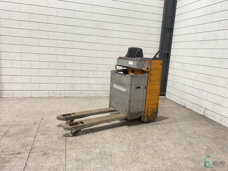 Pallet trucks Electric Still SXH20 2019