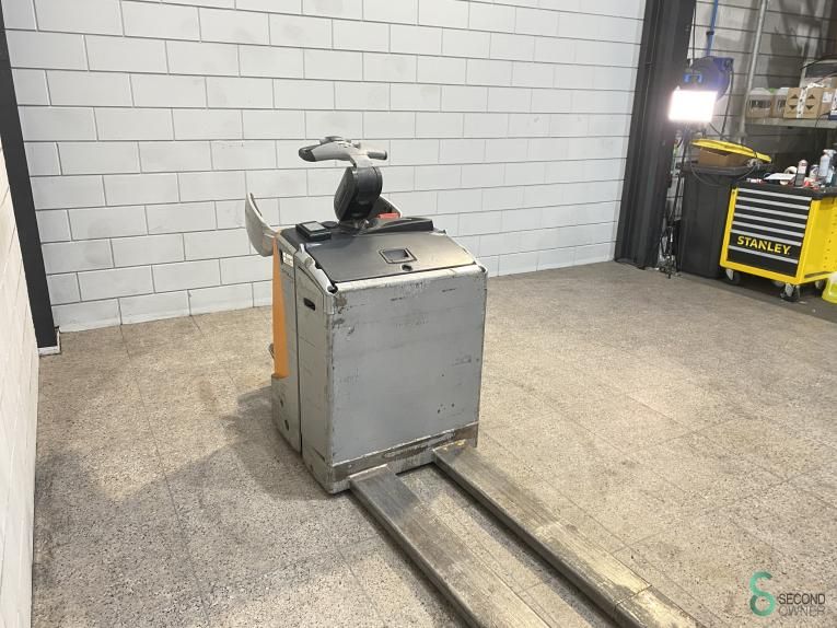 Pallet trucks Electric Still EXU-SF20 2018