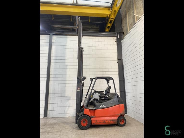 Forklifts Electric Linde E 30/600 2008
