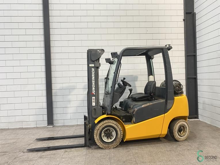 Gabelstapler LPG Jungheinrich TFG 425 2008