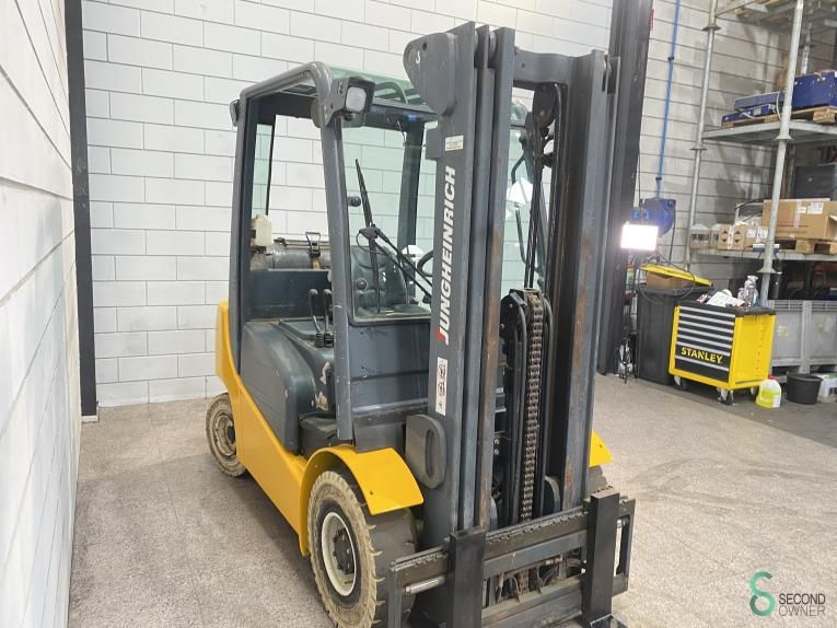 Gabelstapler LPG Jungheinrich TFG 425 2008