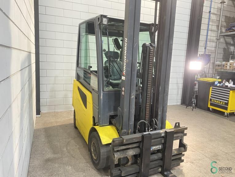 Gabelstapler Elektrisch Jungheinrich EFG 425k 2015