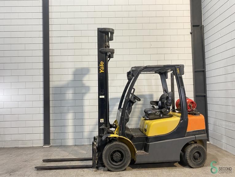 Forklifts LPG Yale GLP 25 VX 2013