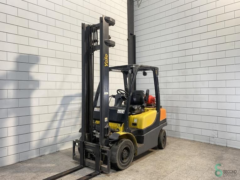 Forklifts LPG Yale GLP 25 VX 2013