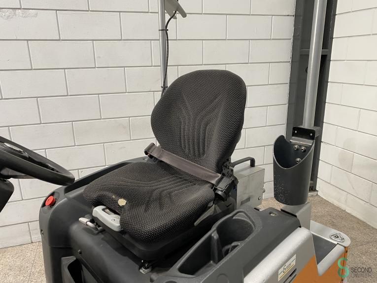 Tractors Electric Still LTX70 2018