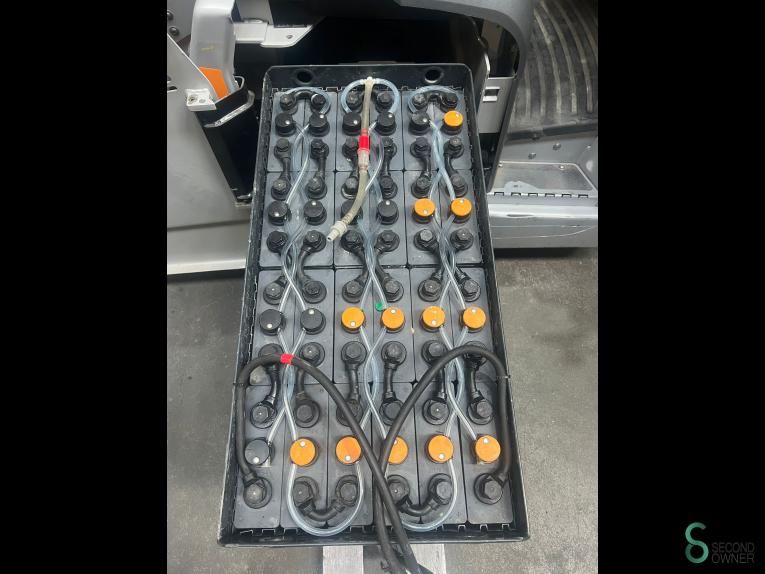 Tractors Electric Still LTX70 2018