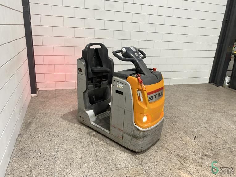 Tractors Electric Still LTX20 2015