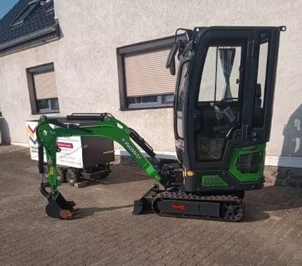 YAMA R10K – benzine minigraver, 3 bakken & 3 jr garantie