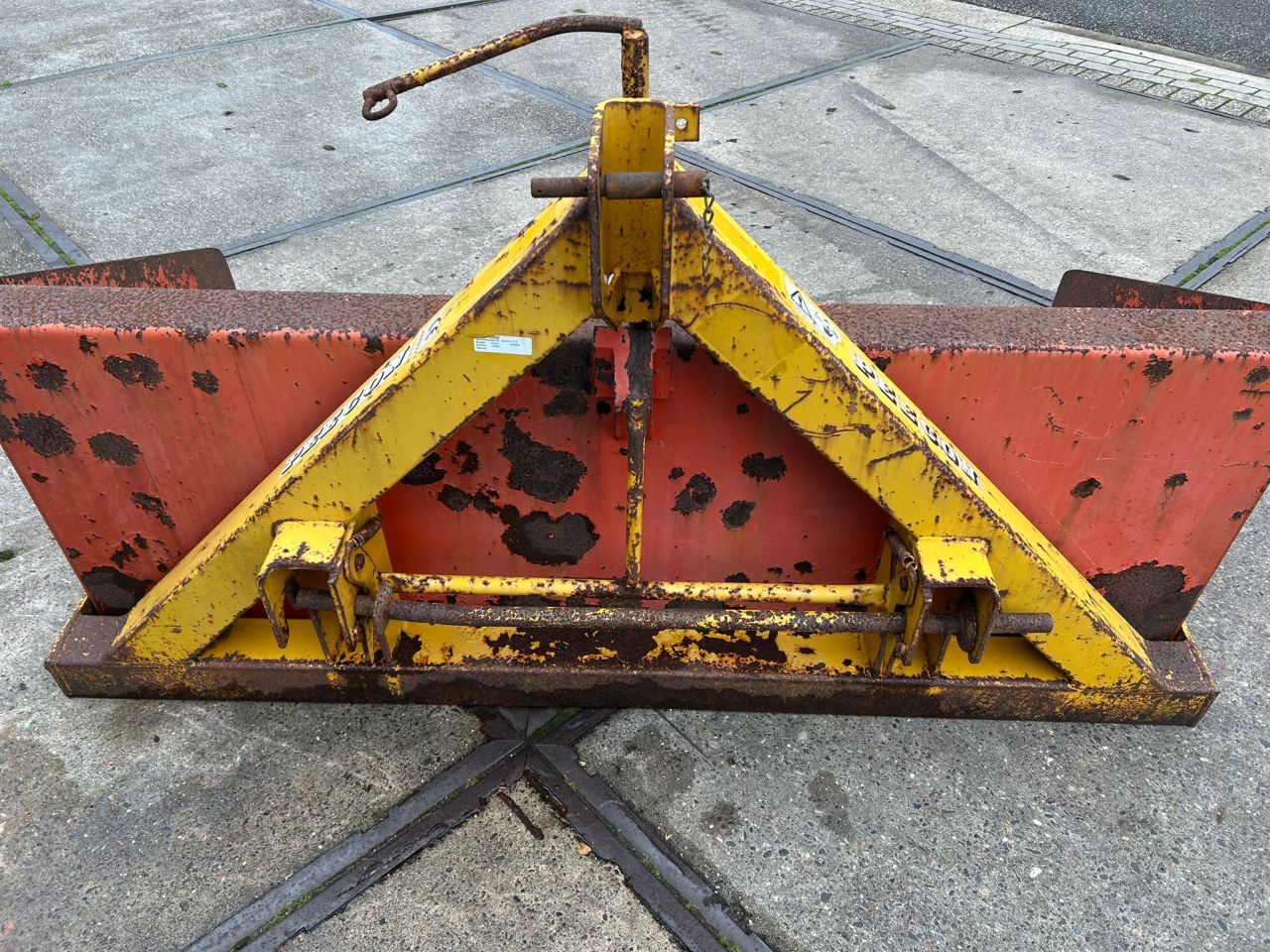 Peecon grondbak 180 driepunt