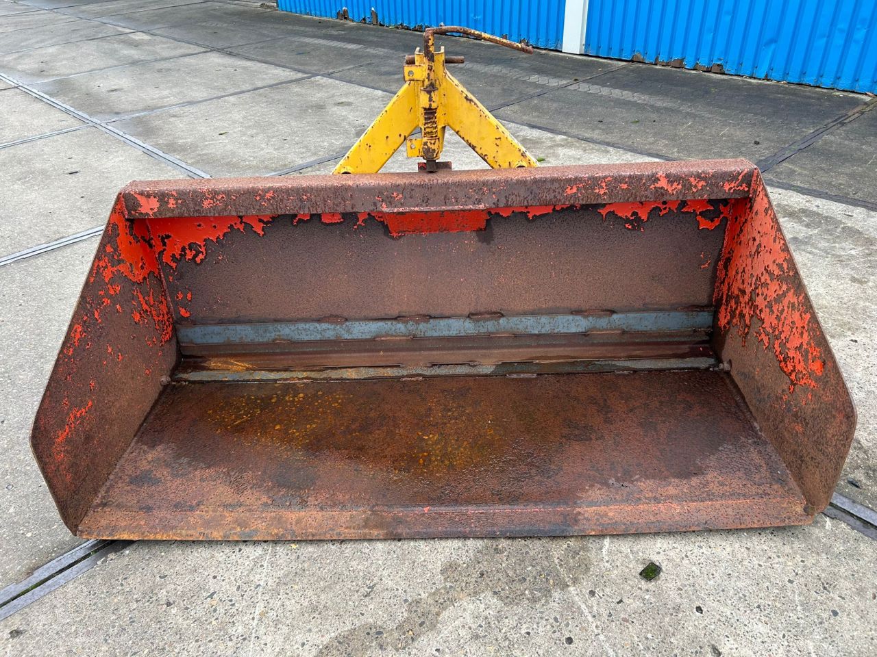 Peecon grondbak 180 driepunt