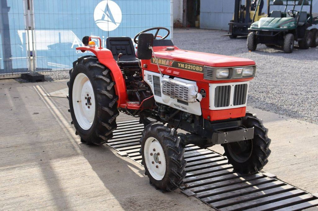Kleintraktor Yanmar YM2210BD Diesel 22 PS (Marge)