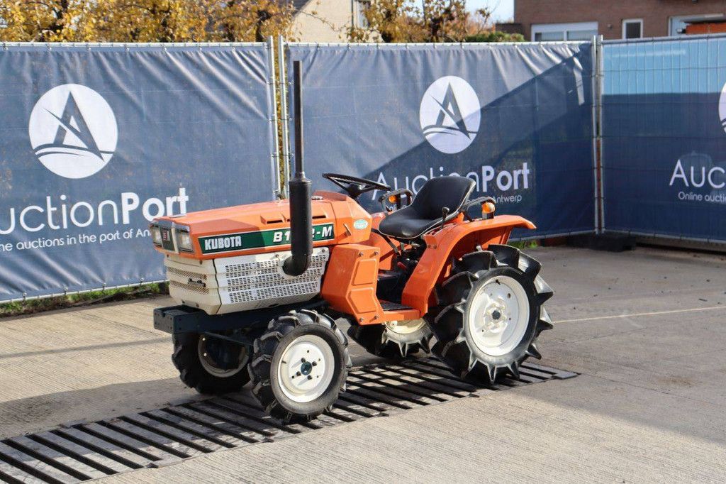 Mini tractor Kubota B1402DT Diesel 14hp (Margin)