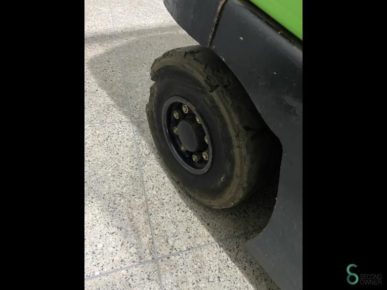 Gabelstapler Elektrisch Caterpillar EP30K PAC 2011