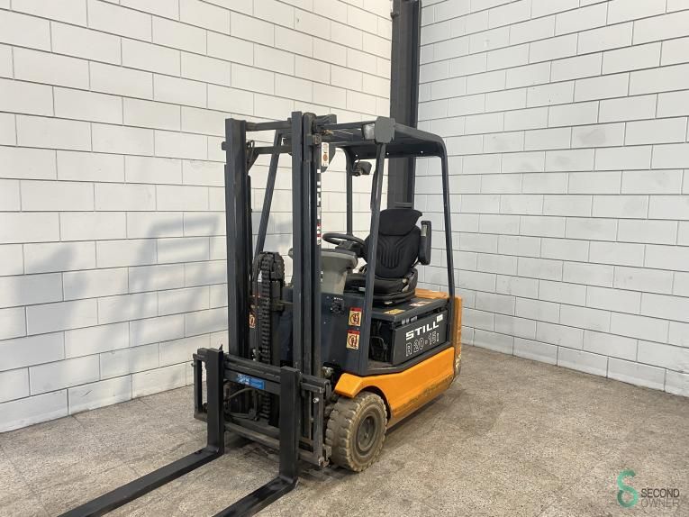 Forklifts Electric Still R20-15 2004