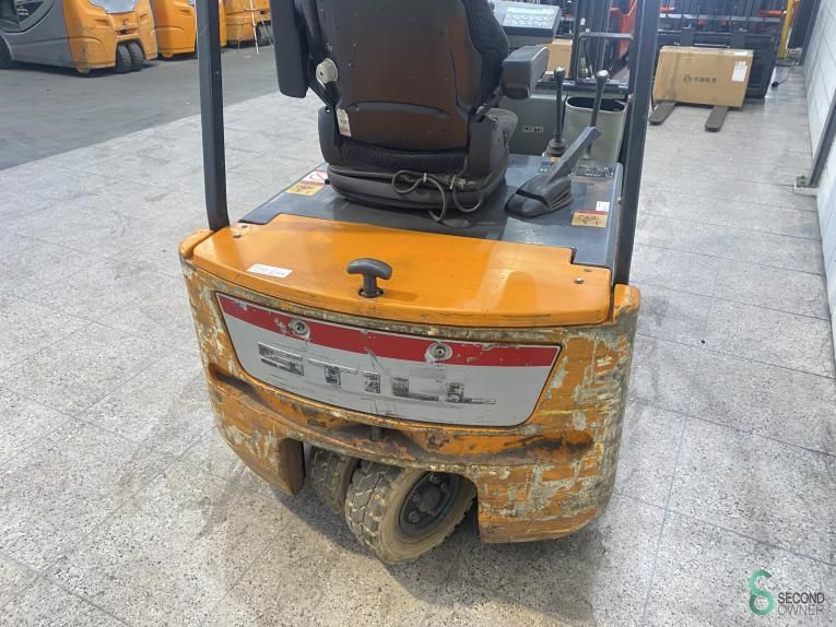 Forklifts Electric Still R20-15 2004
