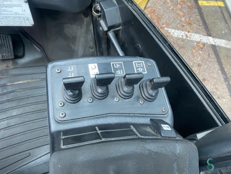 Heftrucks Diesel Yale GDP 120 DC 2013