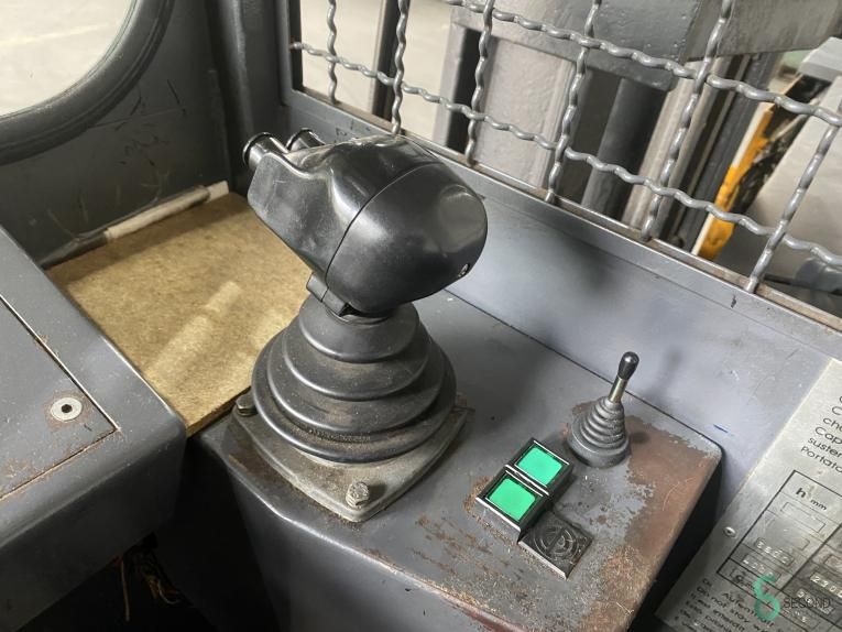 Side loaders Electric Hubtex 1994