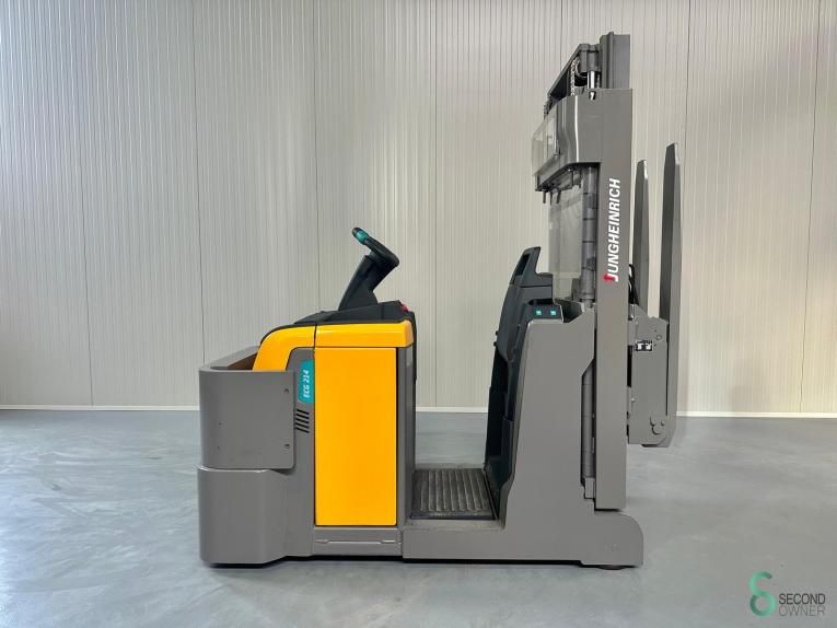 Stackers Electric Jungheinrich ECG214 2017