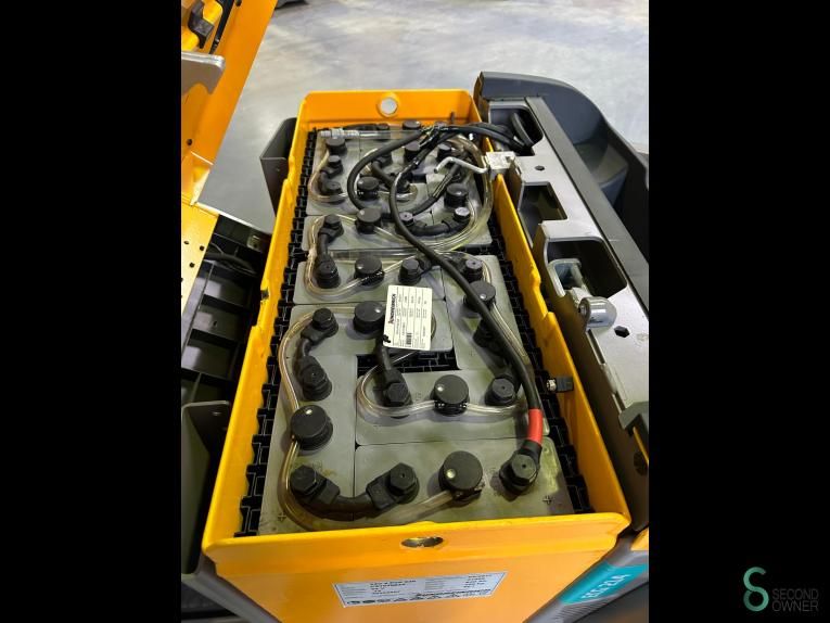 Stackers Electric Jungheinrich ECG214 2017
